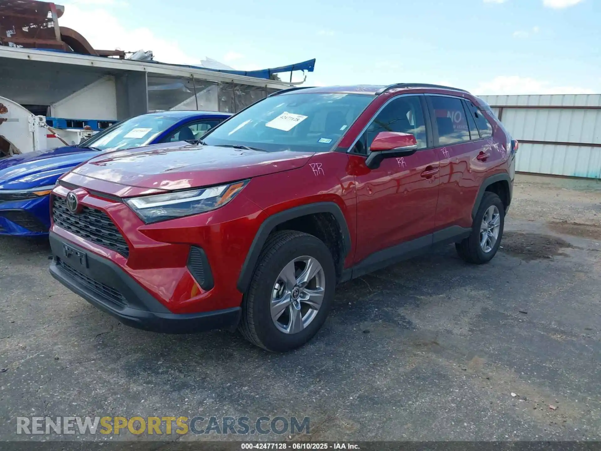 2 Photograph of a damaged car 2T3W1RFV6SW387358 TOYOTA RAV4 2025