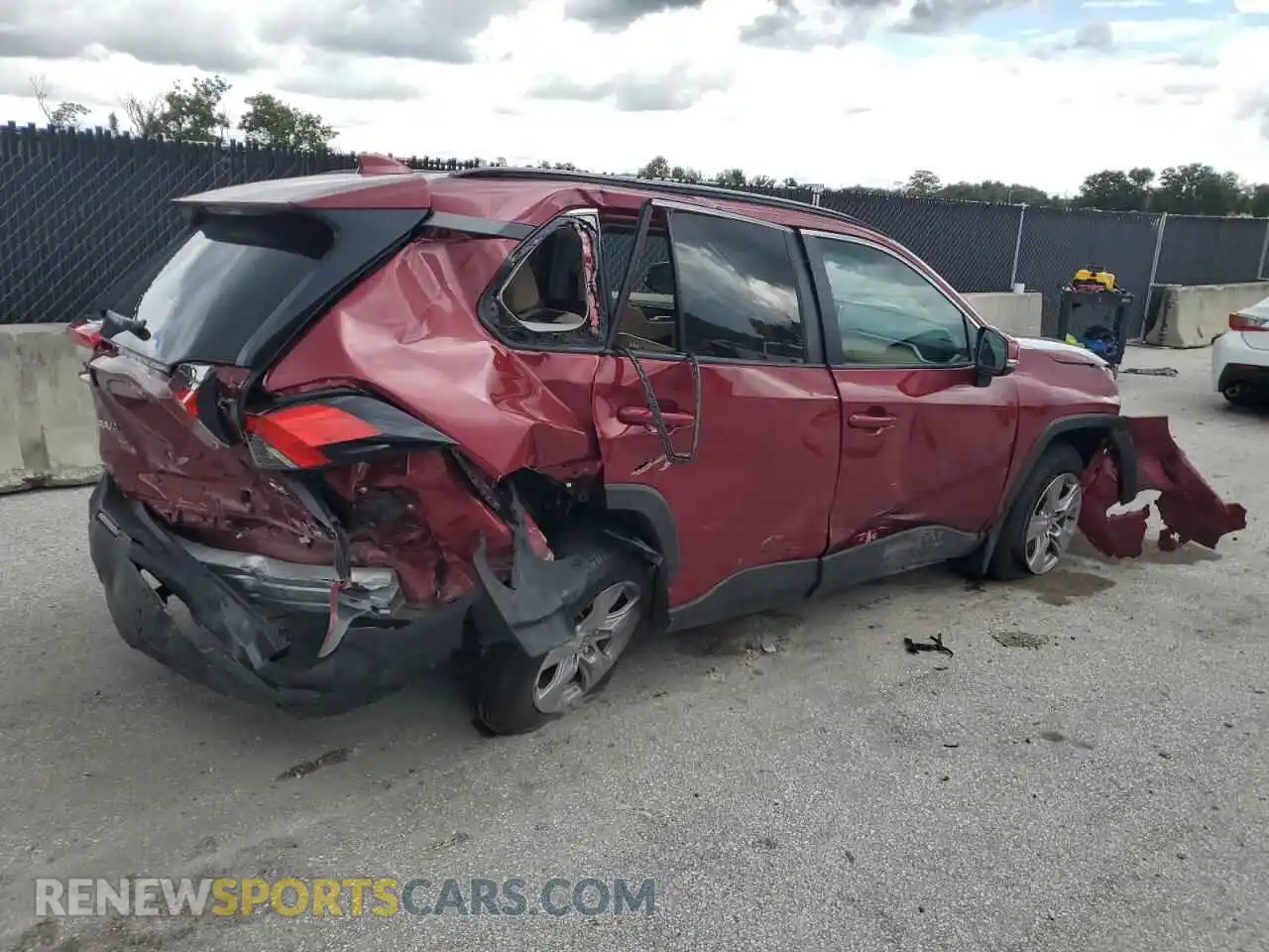 3 Photograph of a damaged car 2T3W1RFV6SW394598 TOYOTA RAV4 2025