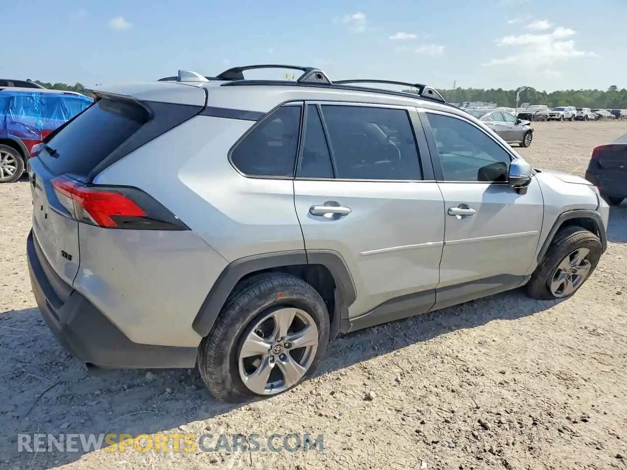 3 fotografías del automóvil dañado 2T3W1RFV6SW406846 TOYOTA RAV4 2025