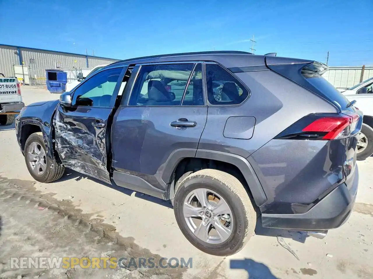 2 Фотография поврежденного автомобиля 2T3W1RFV6SW406930 TOYOTA RAV4 2025