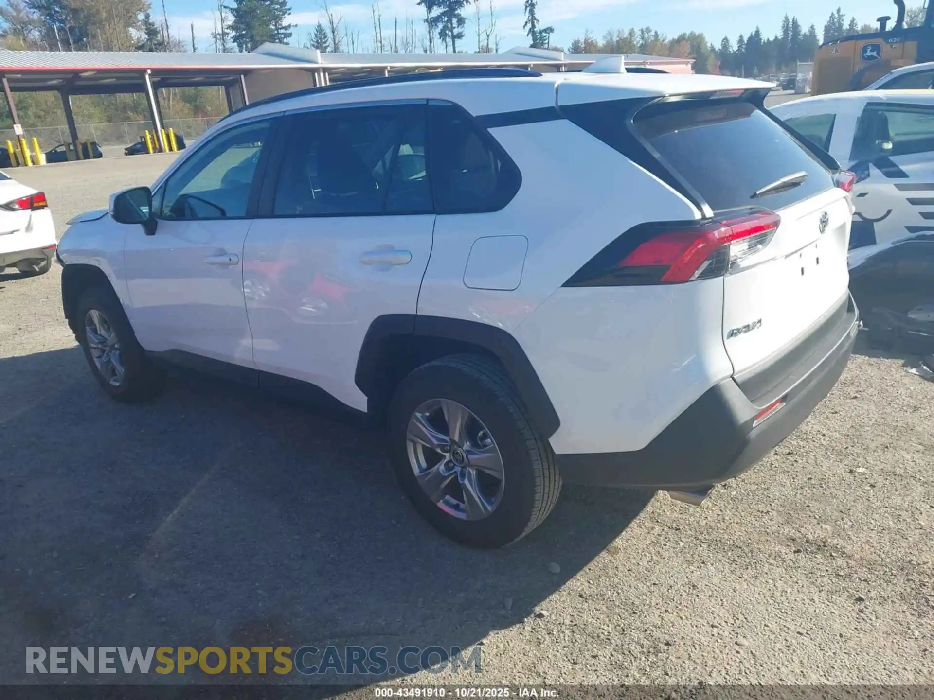 3 Фотография поврежденного автомобиля 2T3W1RFV6SW407298 TOYOTA RAV4 2025