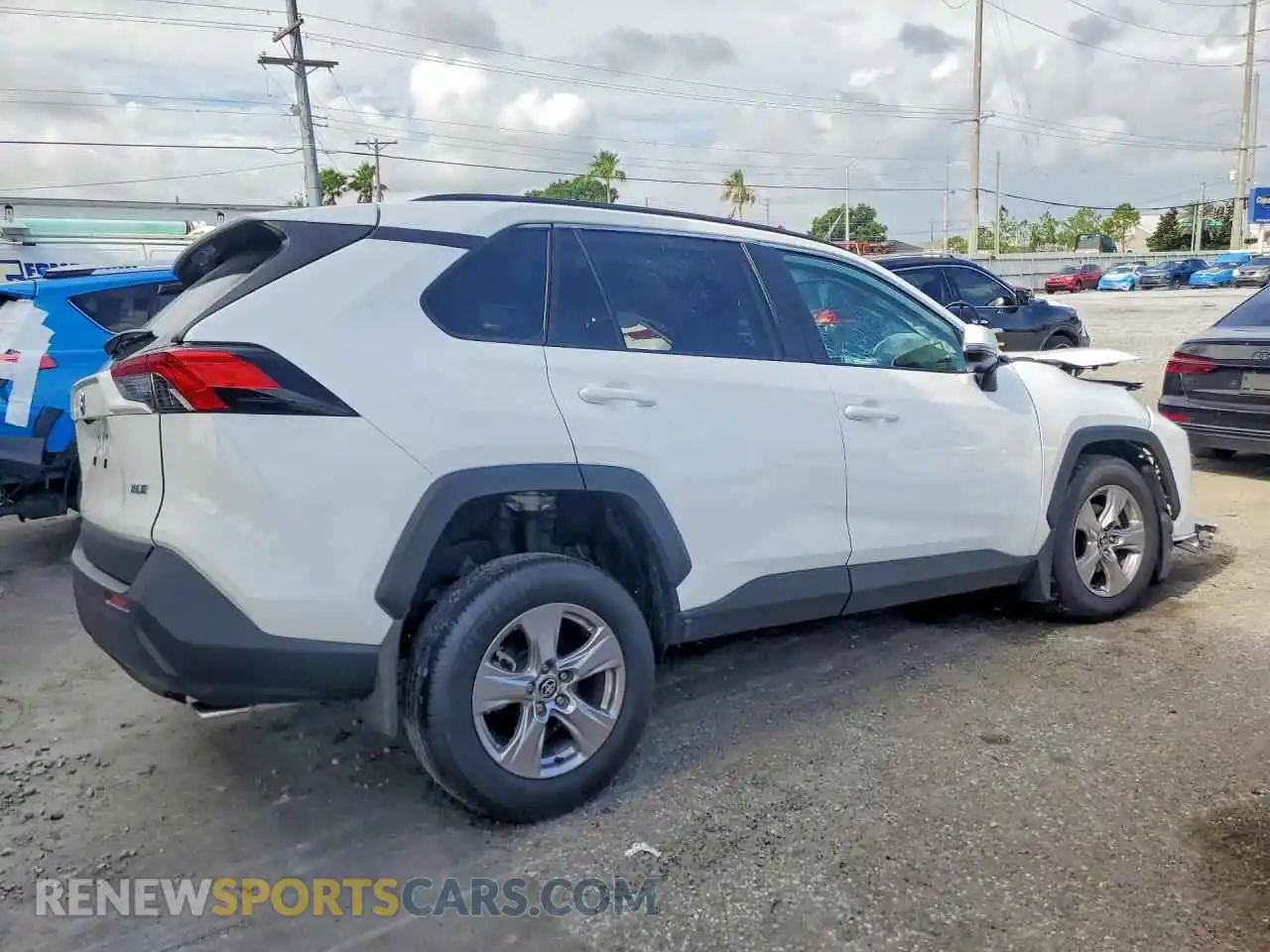 3 Photograph of a damaged car 2T3W1RFV7SC350546 TOYOTA RAV4 2025