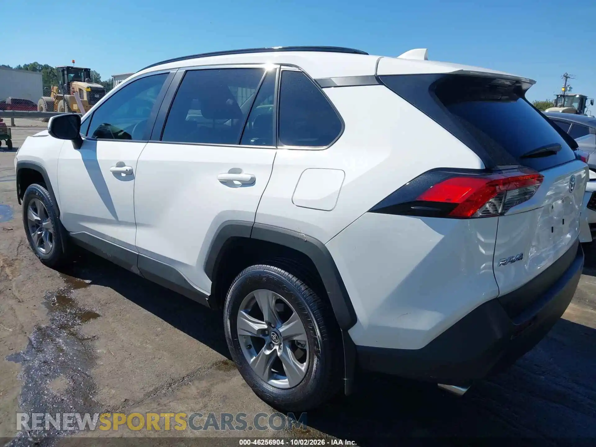 3 Фотография поврежденного автомобиля 2T3W1RFV8SC338938 TOYOTA RAV4 2025