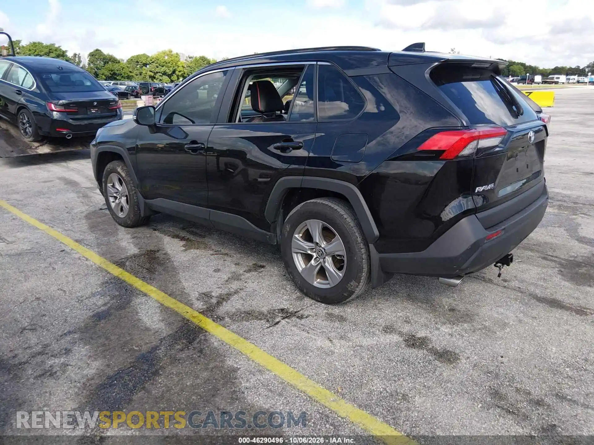 3 fotografías del automóvil dañado 2T3W1RFV8SC347008 TOYOTA RAV4 2025