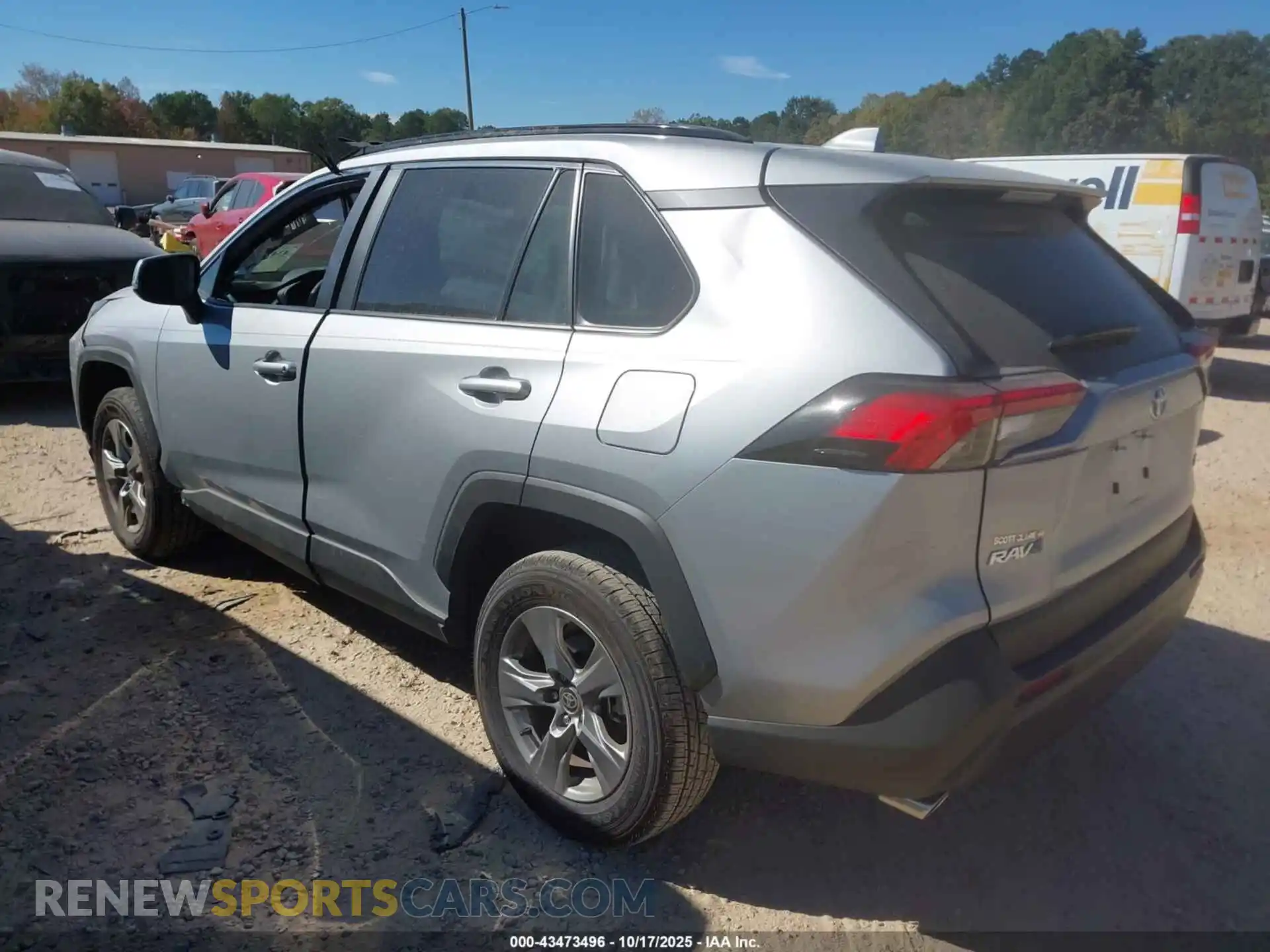 3 Photograph of a damaged car 2T3W1RFV8SW377852 TOYOTA RAV4 2025