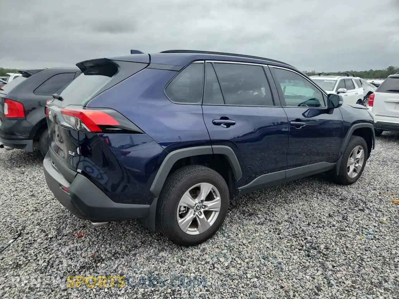3 Фотография поврежденного автомобиля 2T3W1RFV8SW405343 TOYOTA RAV4 2025