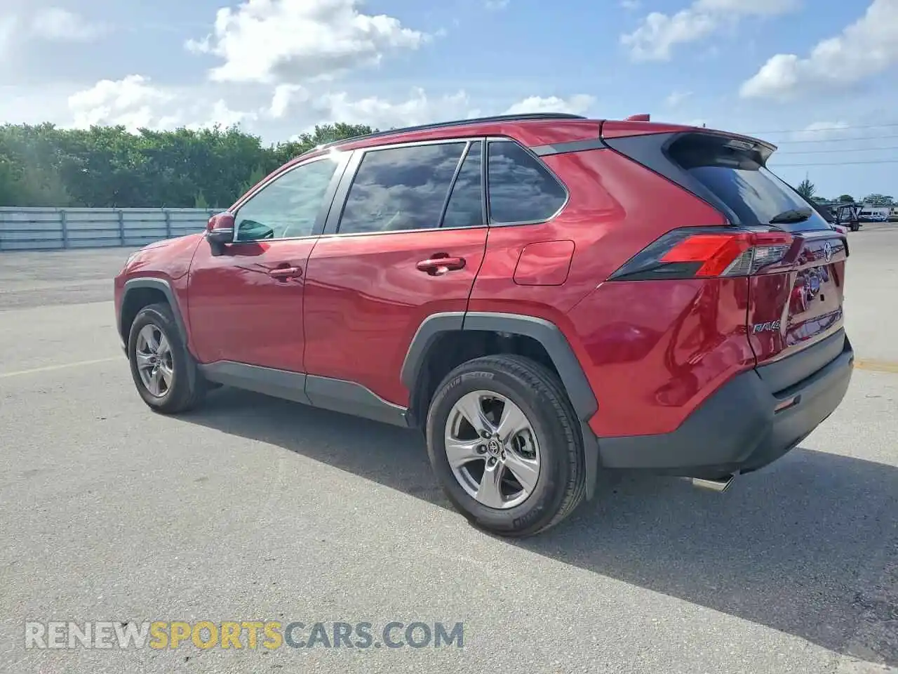 2 Photograph of a damaged car 2T3W1RFV8SW423860 TOYOTA RAV4 2025
