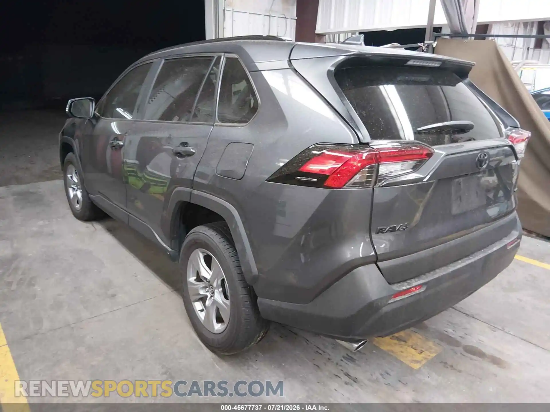 3 Фотография поврежденного автомобиля 2T3W1RFV8SW429609 TOYOTA RAV4 2025