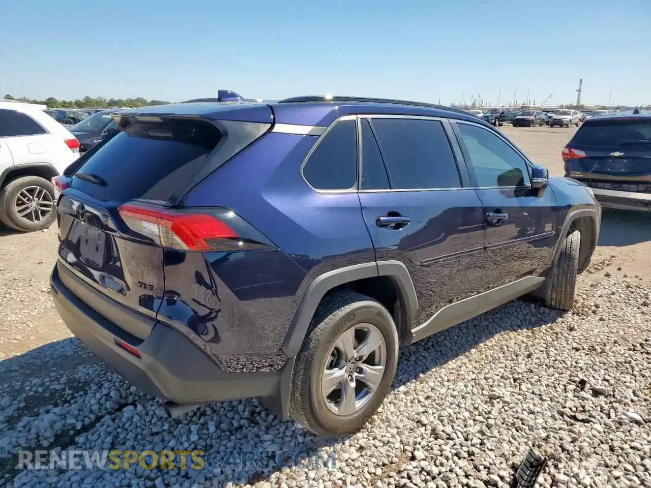 3 Фотография поврежденного автомобиля 2T3W1RFV9SW369467 TOYOTA RAV4 2025