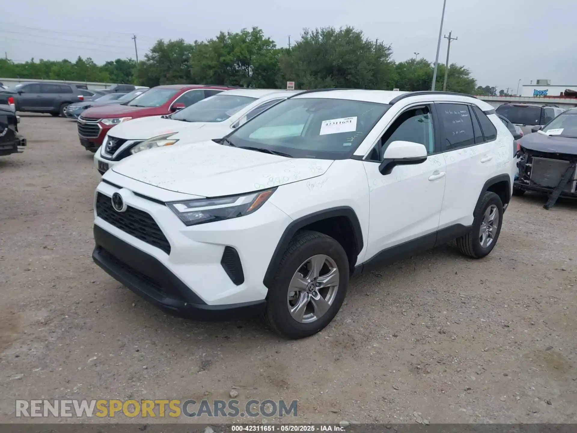 2 Photograph of a damaged car 2T3W1RFV9SW374071 TOYOTA RAV4 2025