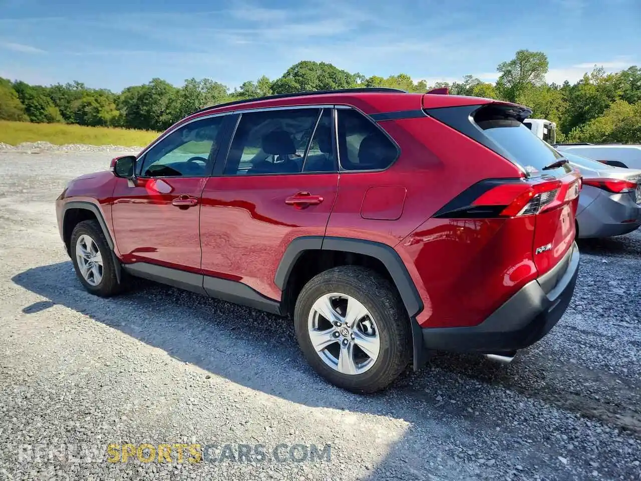 2 fotografías del automóvil dañado 2T3W1RFVXSW375133 TOYOTA RAV4 2025