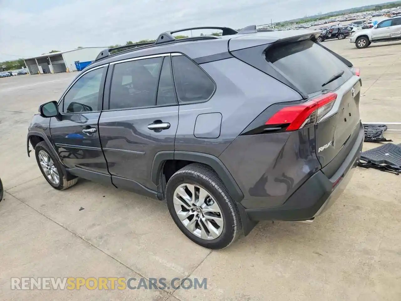 2 fotografías del automóvil dañado 2T3Y1RFV2SC352262 TOYOTA RAV4 2025
