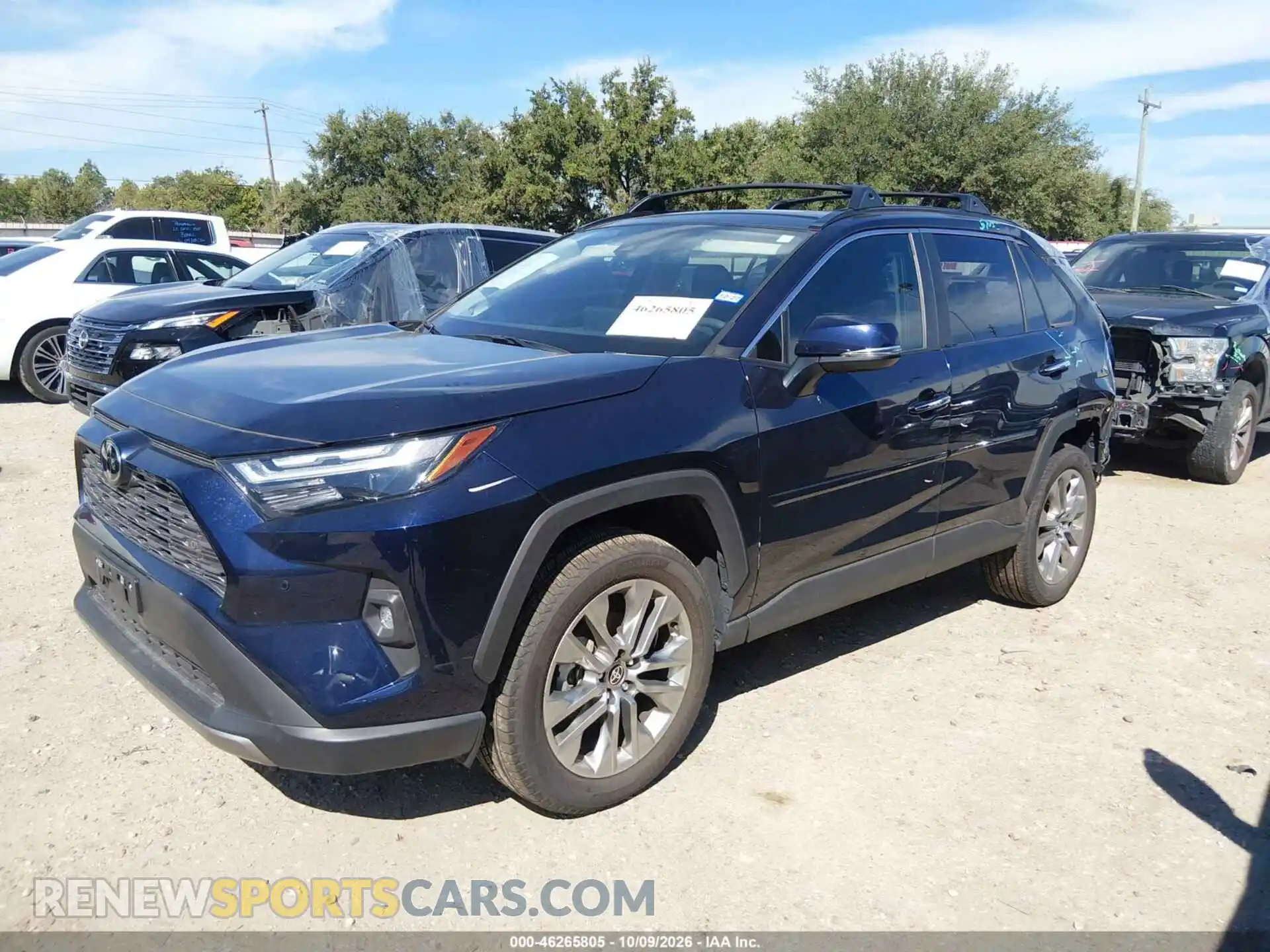 2 fotografías del automóvil dañado 2T3Y1RFV4SW436453 TOYOTA RAV4 2025