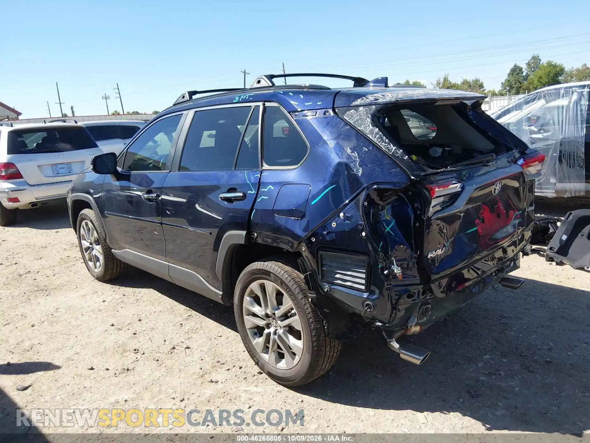 3 fotografías del automóvil dañado 2T3Y1RFV4SW436453 TOYOTA RAV4 2025