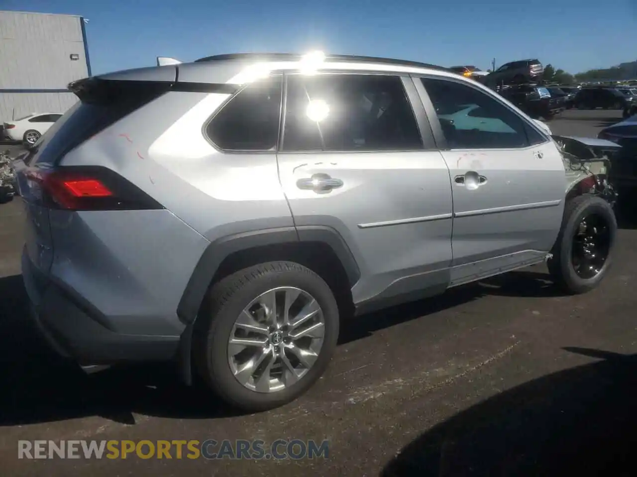3 Photograph of a damaged car 2T3Y1RFV5SW374285 TOYOTA RAV4 2025