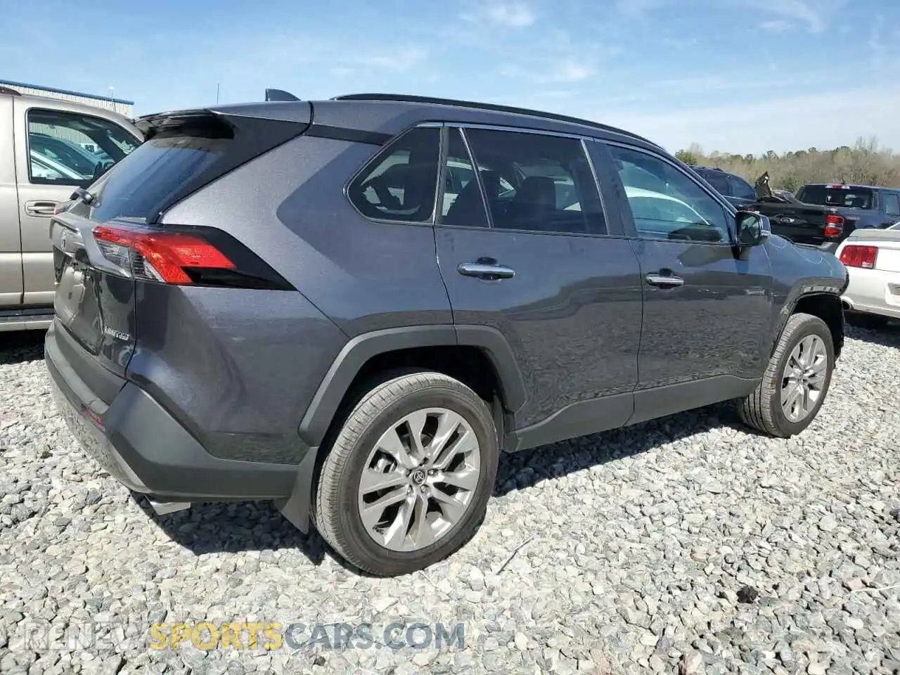 3 Photograph of a damaged car 2T3Y1RFV7SC314347 TOYOTA RAV4 2025