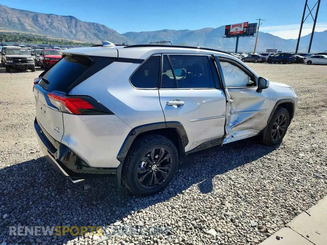 3 Фотография поврежденного автомобиля JTM16RFV4SD162705 TOYOTA RAV4 2025