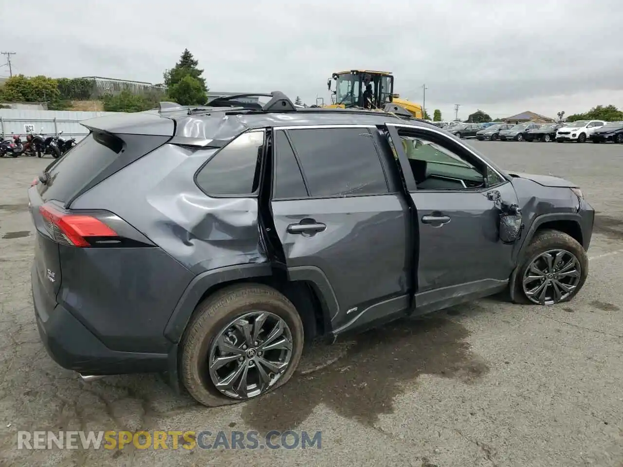 3 Photograph of a damaged car JTMB6RFV0SD152726 TOYOTA RAV4 2025