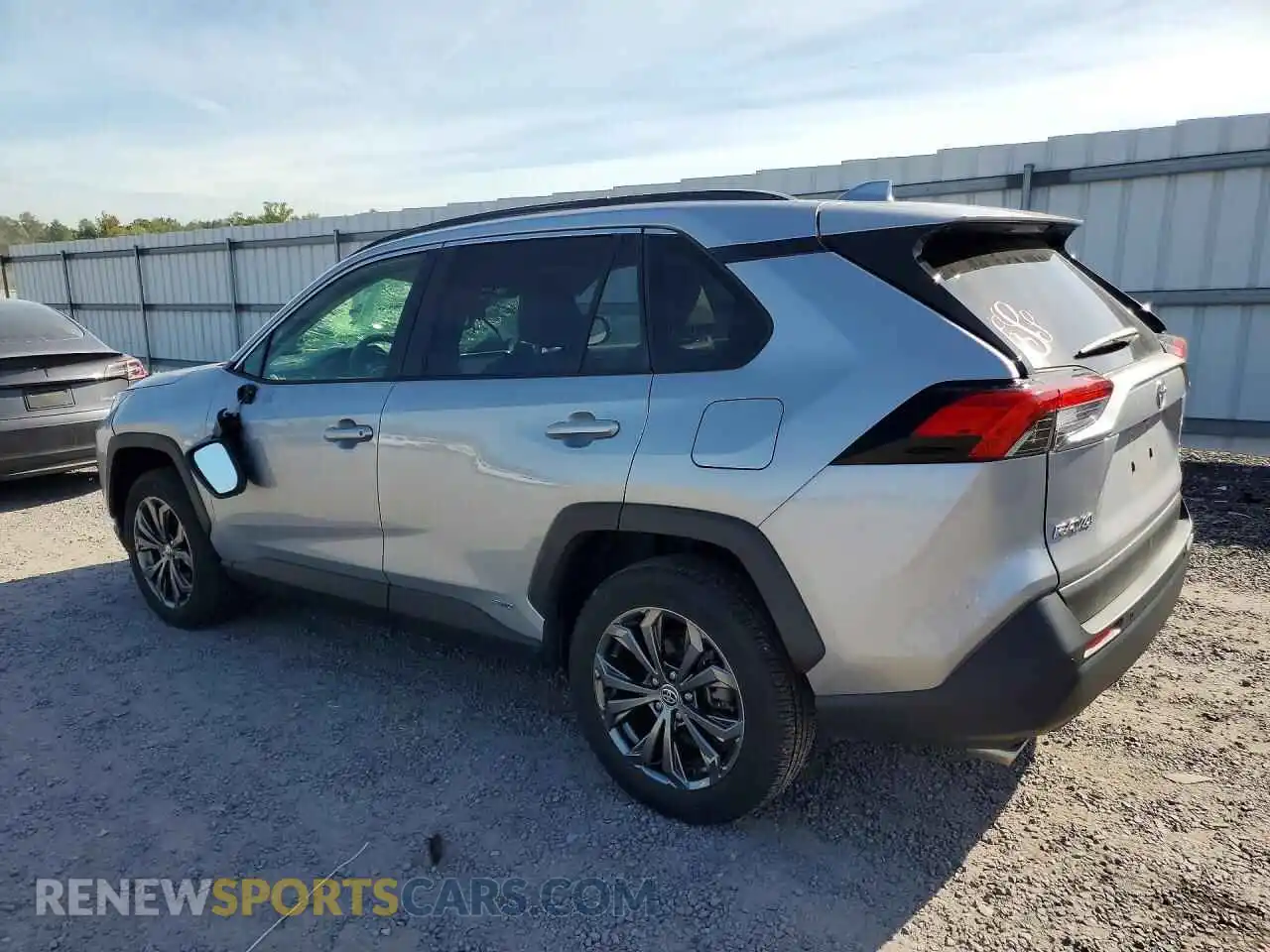 2 fotografías del automóvil dañado JTMB6RFV0SD163337 TOYOTA RAV4 2025