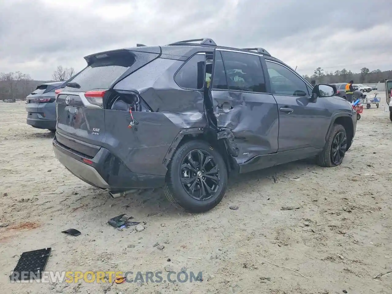 3 Photograph of a damaged car JTME6RFV4SD583793 TOYOTA RAV4 2025