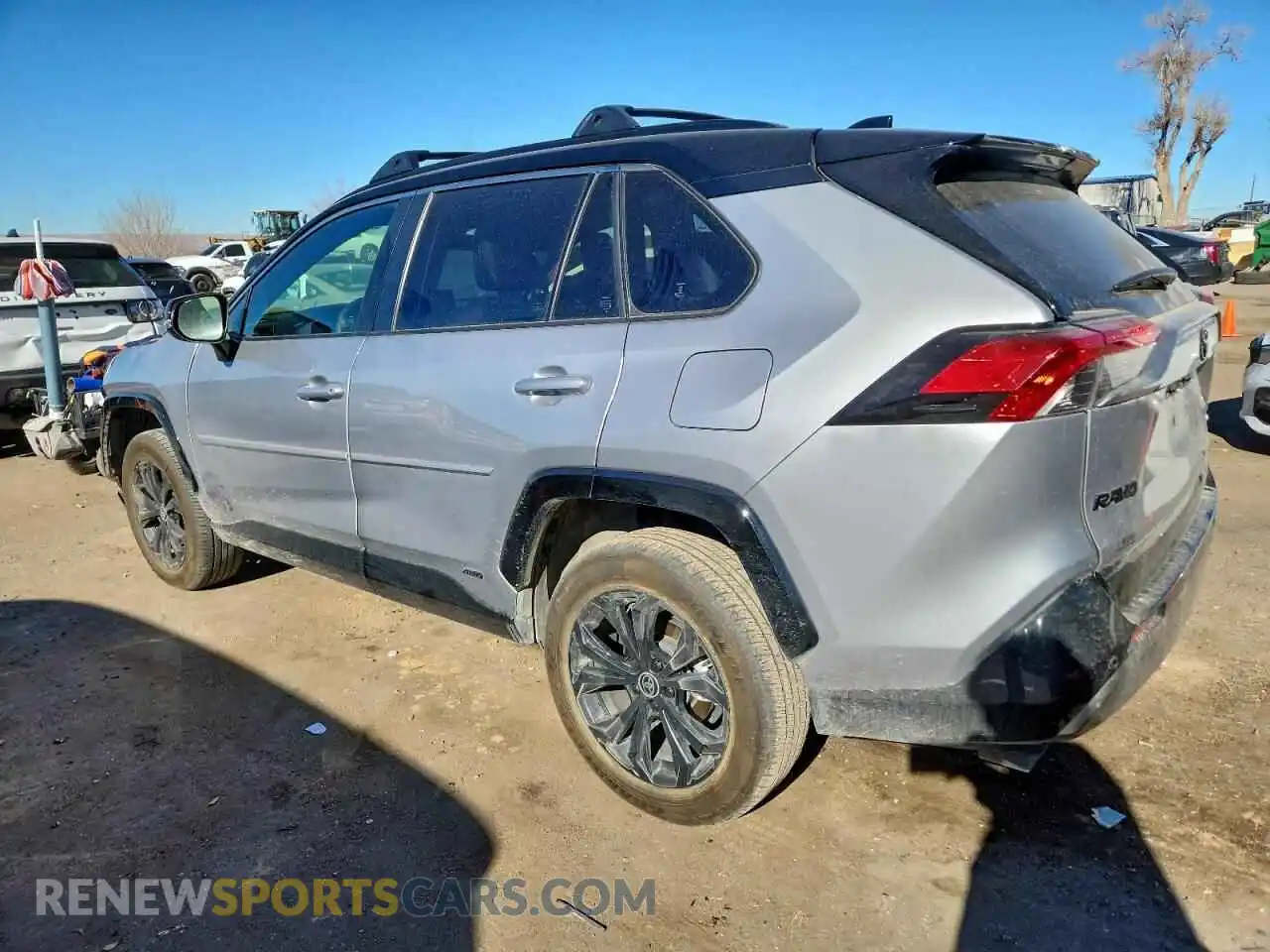 2 Фотография поврежденного автомобиля JTME6RFV6SD571001 TOYOTA RAV4 2025