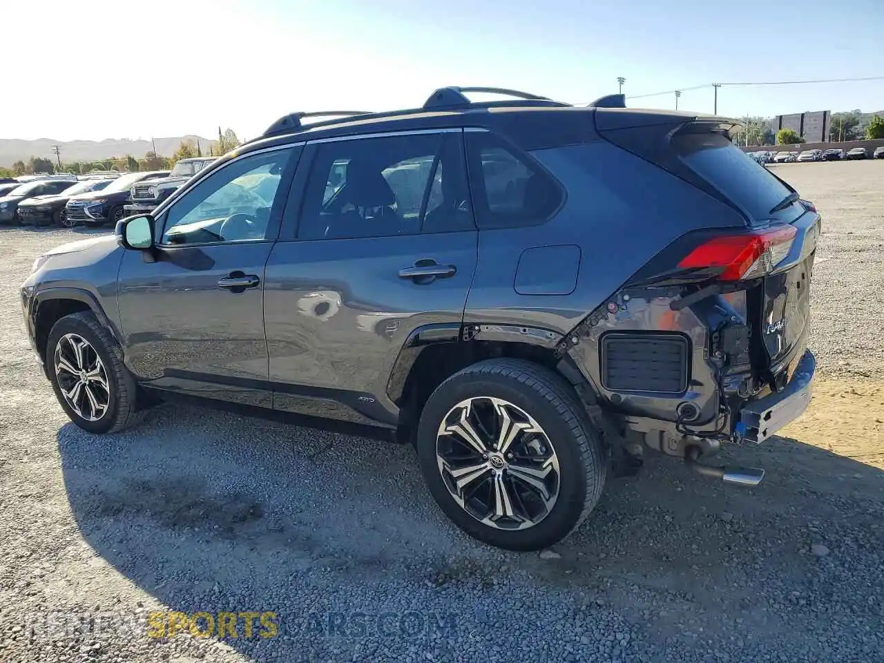 2 Фотография поврежденного автомобиля JTMEB3FV8SD292593 TOYOTA RAV4 2025
