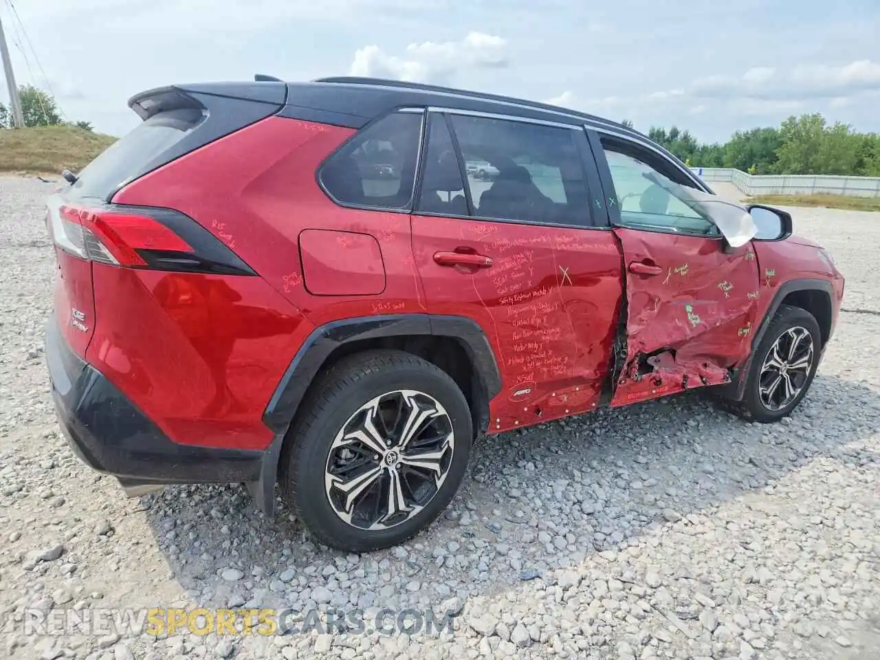 3 Photograph of a damaged car JTMFB3FV1SD257446 TOYOTA RAV4 2025