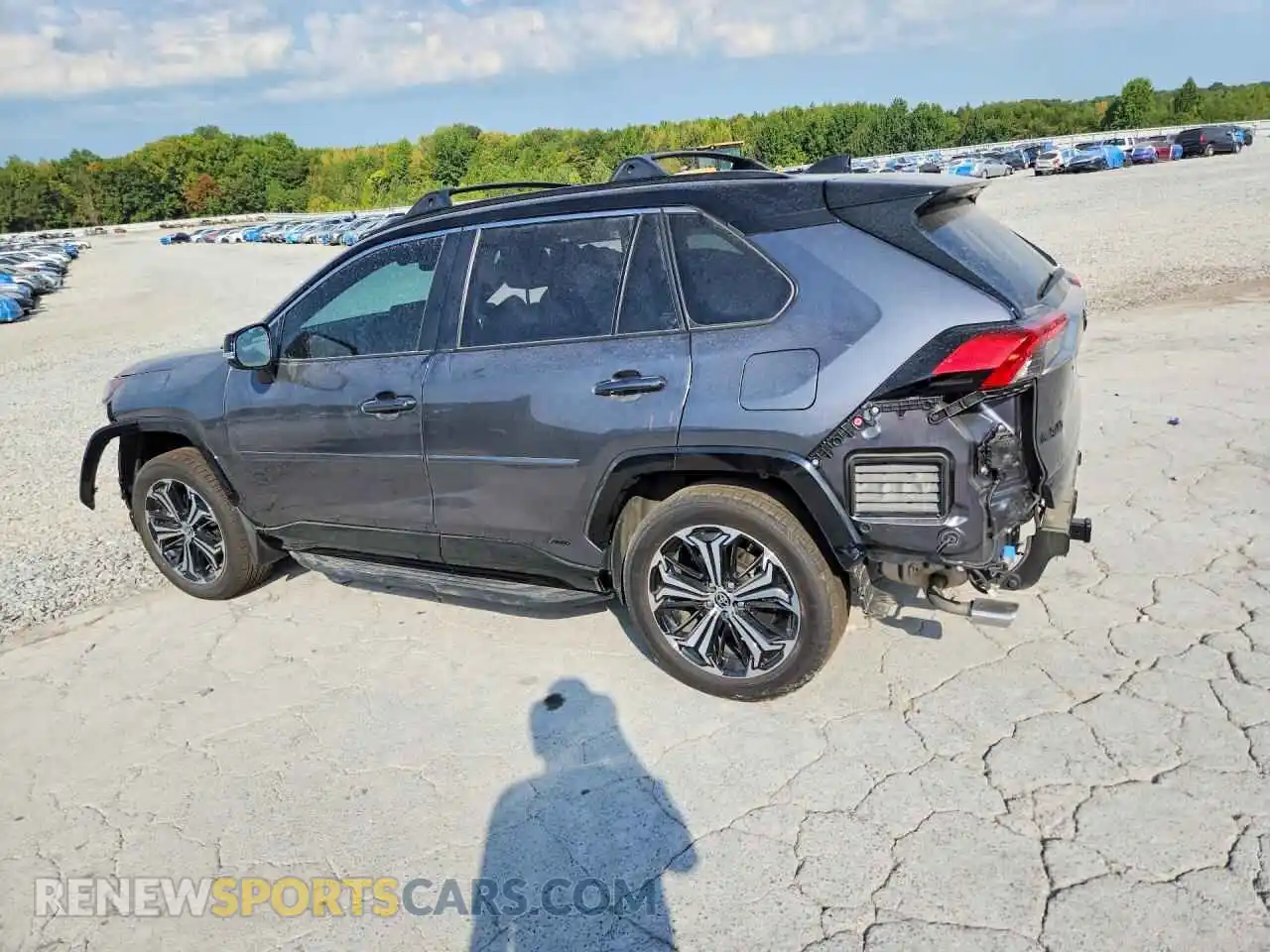 2 fotografías del automóvil dañado JTMFB3FV7SD235418 TOYOTA RAV4 2025