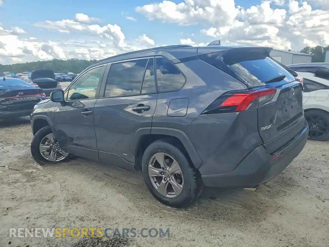 2 Фотография поврежденного автомобиля JTMLWRFV1SD305599 TOYOTA RAV4 2025