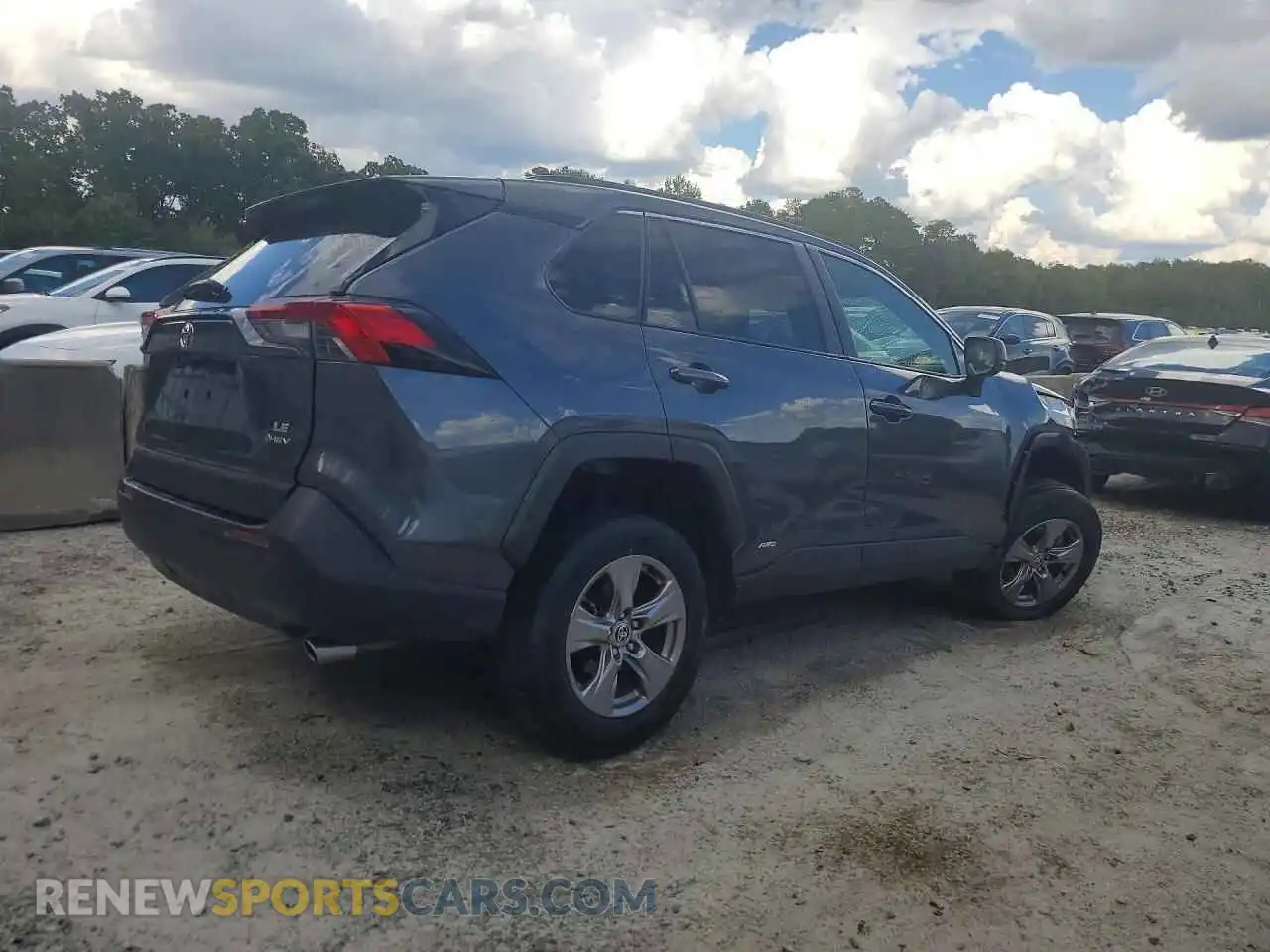 3 Фотография поврежденного автомобиля JTMLWRFV1SD305599 TOYOTA RAV4 2025