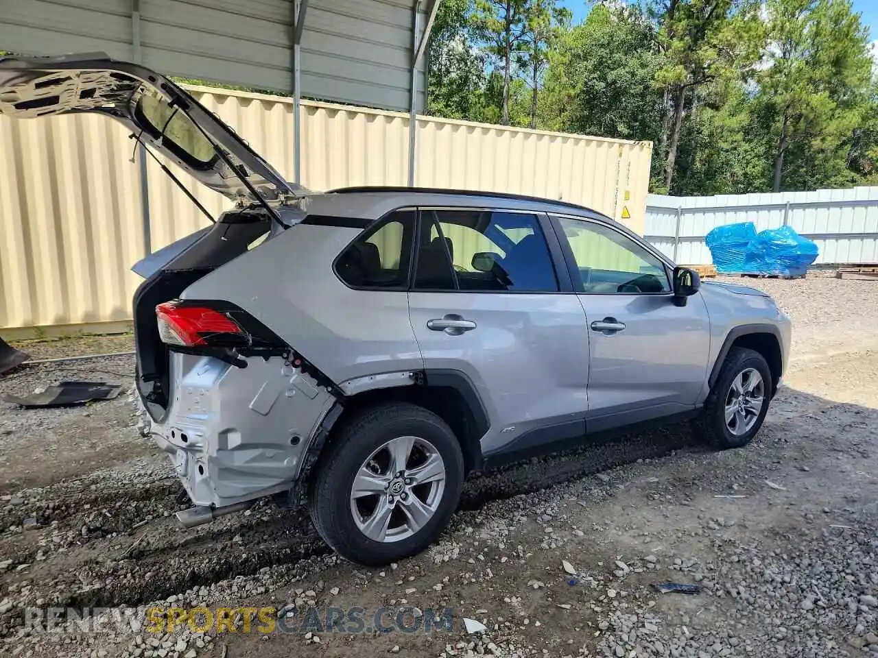 3 Photograph of a damaged car JTMLWRFV6SD325993 TOYOTA RAV4 2025
