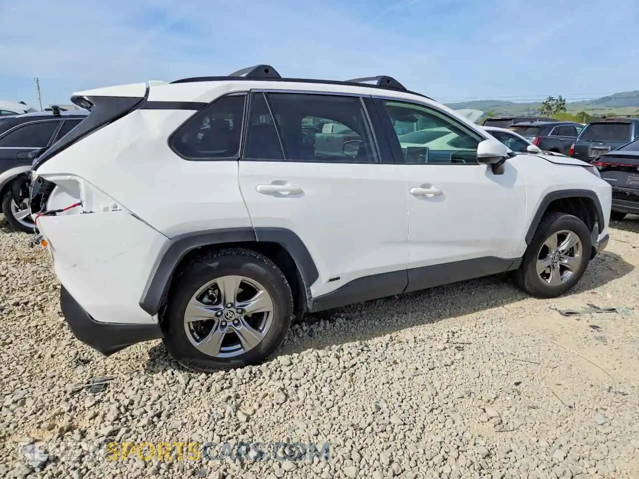 3 Photograph of a damaged car JTMMWRFV0SD284815 TOYOTA RAV4 2025