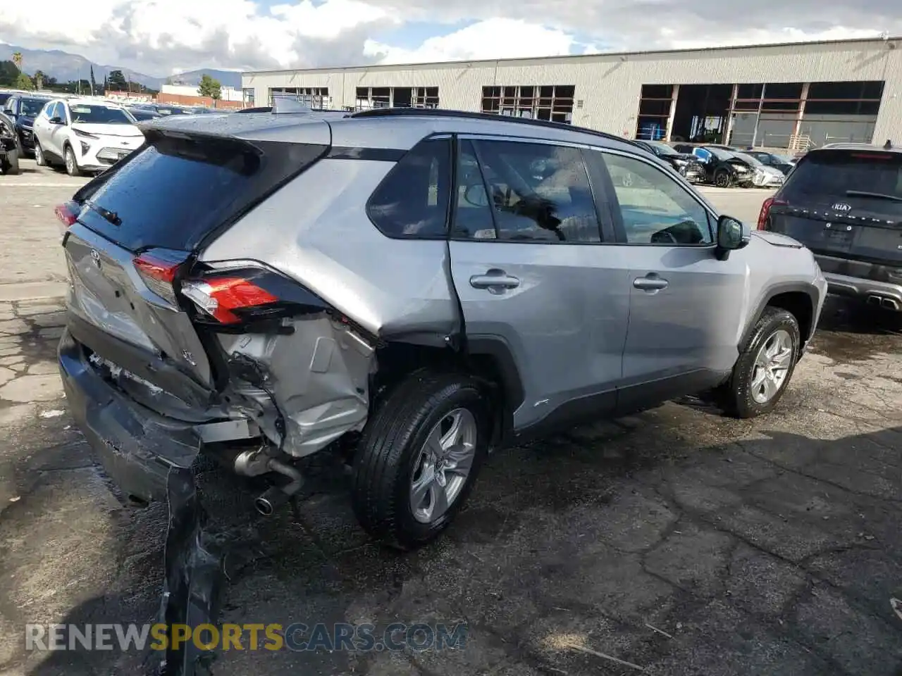 3 Фотография поврежденного автомобиля JTMMWRFV0SD335729 TOYOTA RAV4 2025