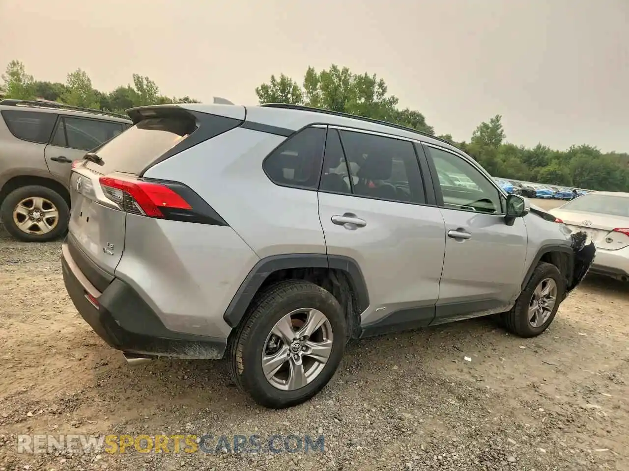 3 Photograph of a damaged car JTMMWRFV4SD308517 TOYOTA RAV4 2025