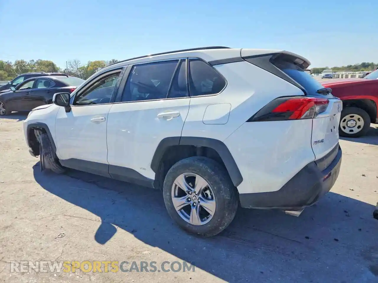 2 fotografías del automóvil dañado JTMMWRFV6SD333161 TOYOTA RAV4 2025