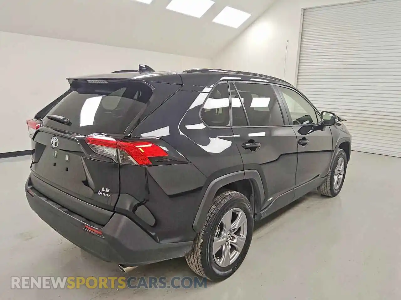 3 Photograph of a damaged car JTMMWRFV9SD604648 TOYOTA RAV4 2025