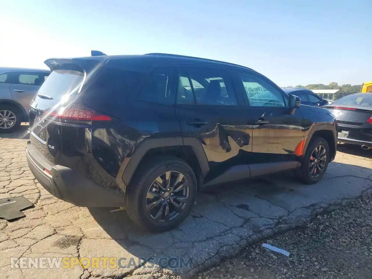 3 Фотография поврежденного автомобиля 2T36CRAV2TC007002 TOYOTA RAV4 2026