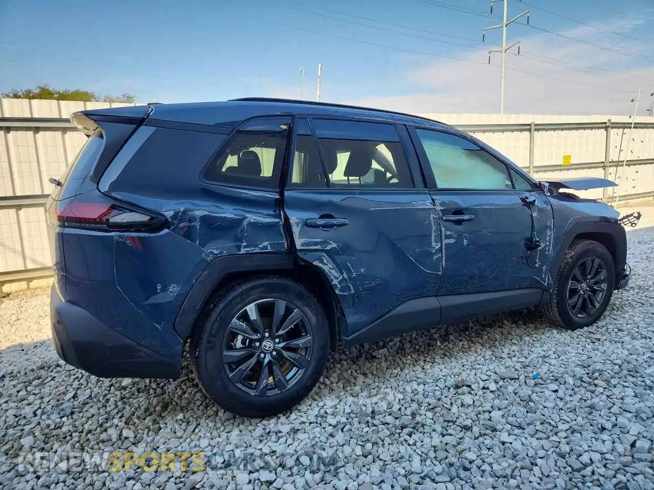 3 Фотография поврежденного автомобиля 2T36CRAV6TC019783 TOYOTA RAV4 2026