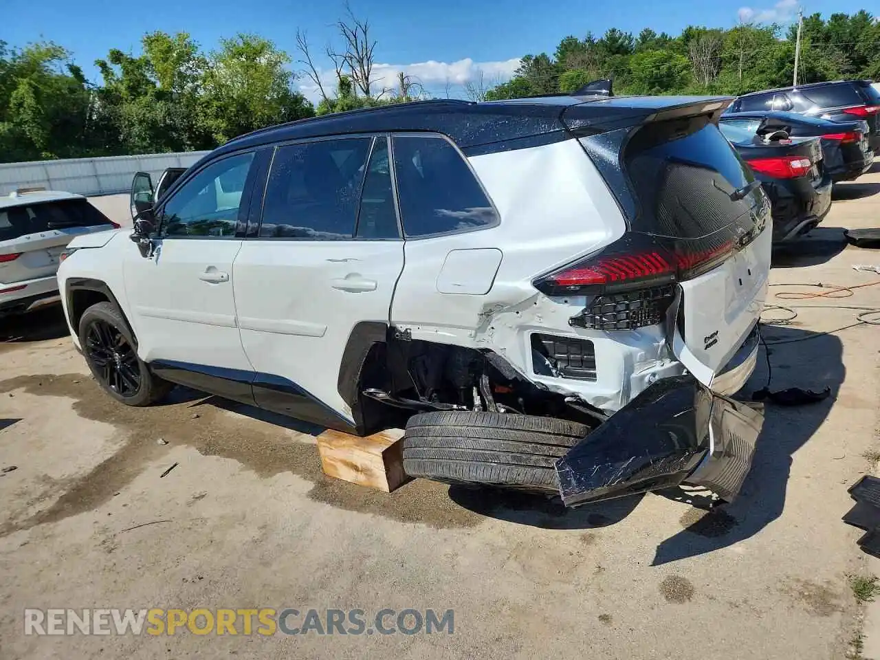 2 Фотография поврежденного автомобиля 2T36CRAV8TW022666 TOYOTA RAV4 2026