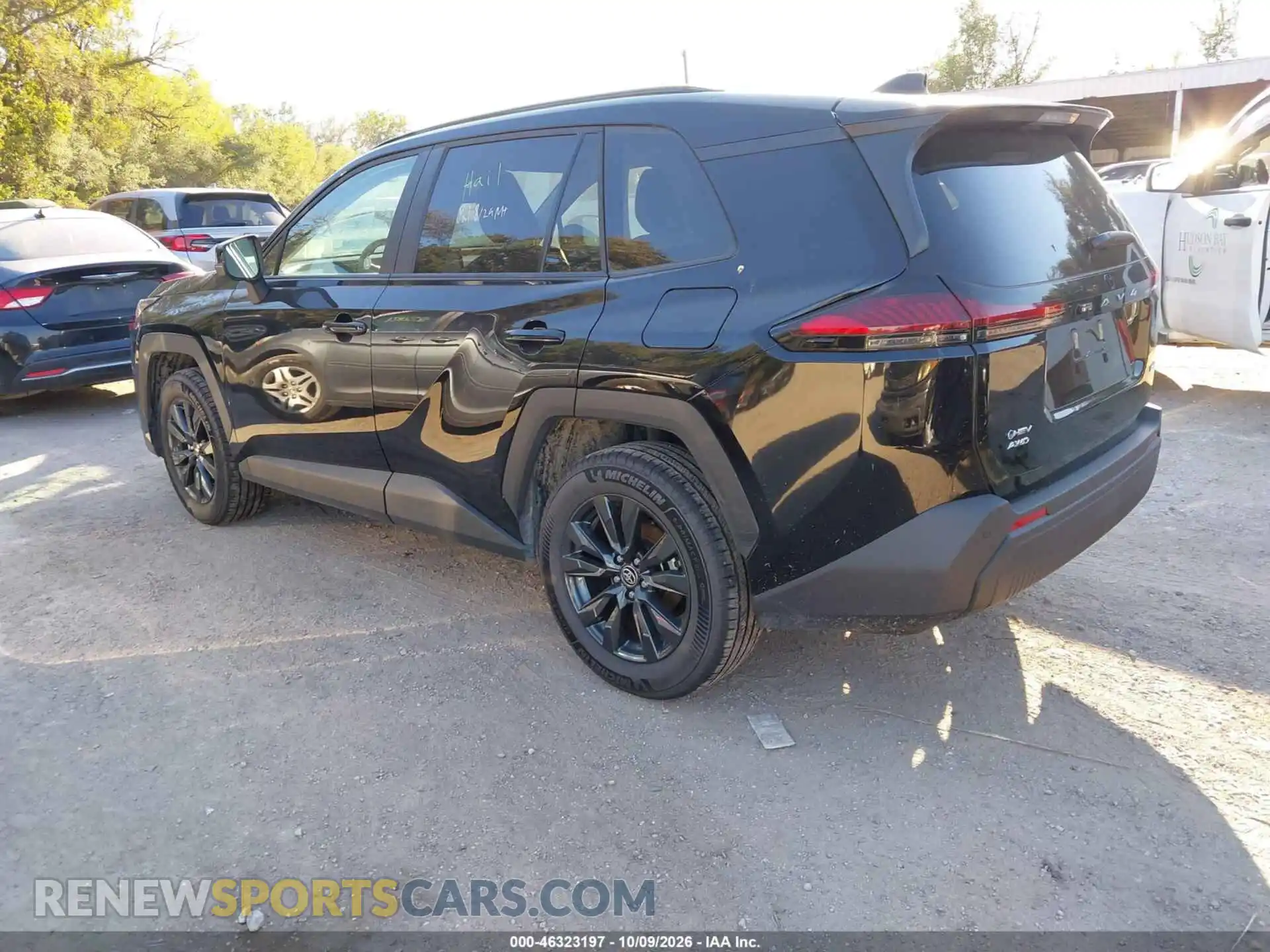 3 Фотография поврежденного автомобиля 2T36CRAVXTC012142 TOYOTA RAV4 2026