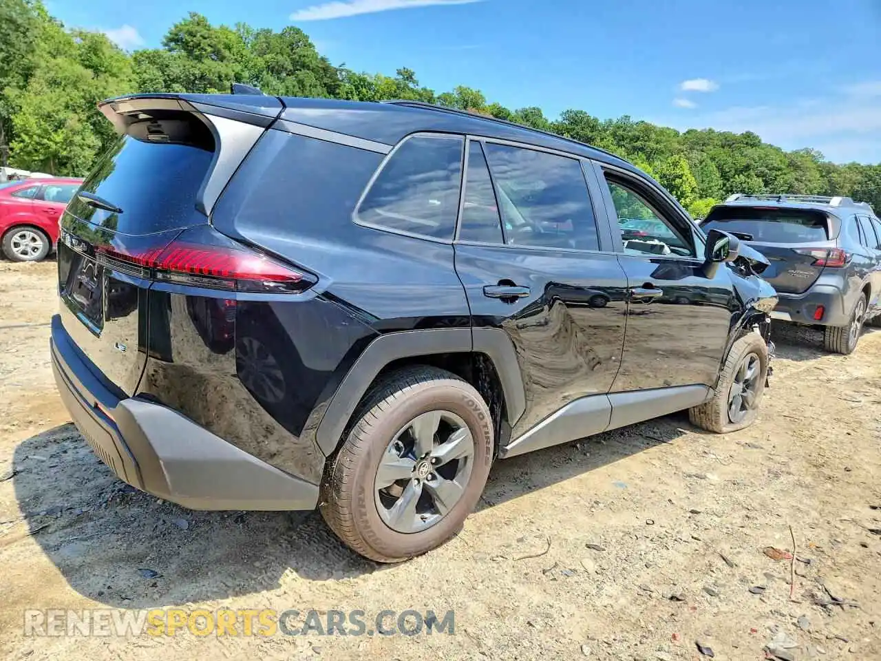3 Фотография поврежденного автомобиля 2T36CRAVXTC025697 TOYOTA RAV4 2026