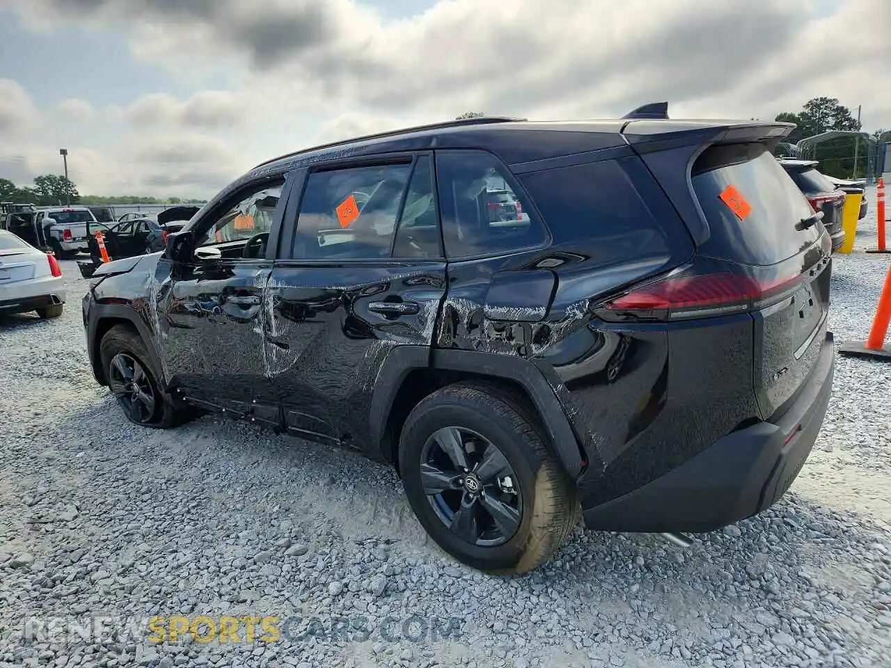 2 fotografías del automóvil dañado 2T36DRBV7TC017519 TOYOTA RAV4 2026