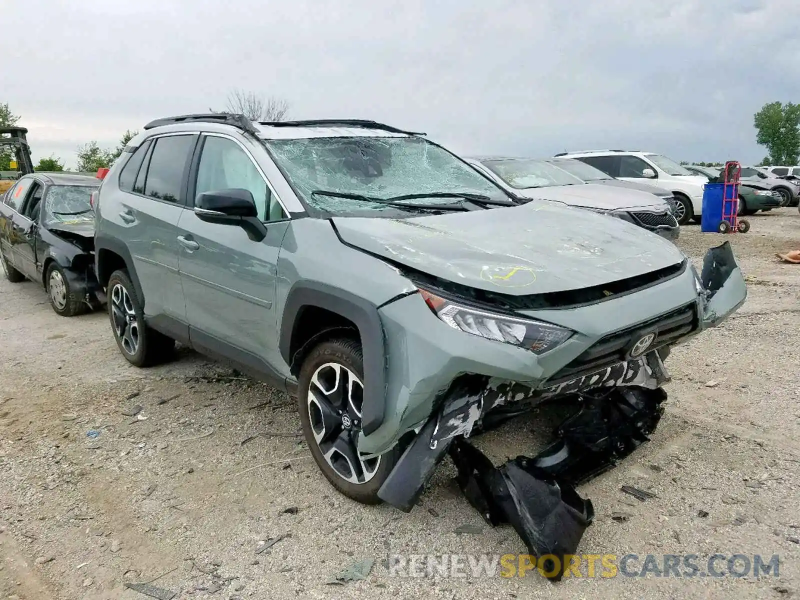 1 Photograph of a damaged car 2T3J1RFV0KC003750 TOYOTA RAV4 ADVEN 2019