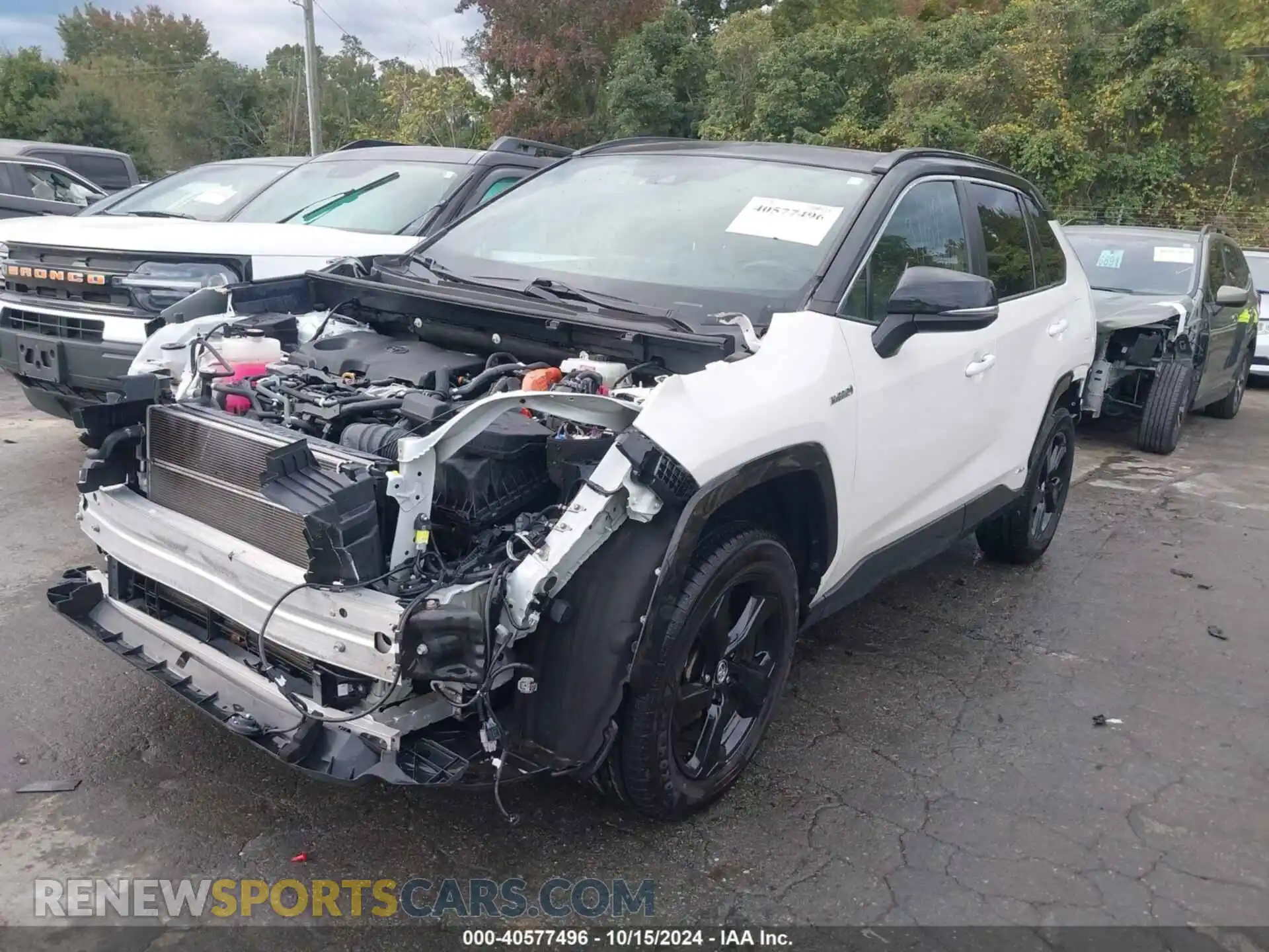 2 Photograph of a damaged car 2T3EWRFV5LW079824 TOYOTA RAV4 HYBRID 2020