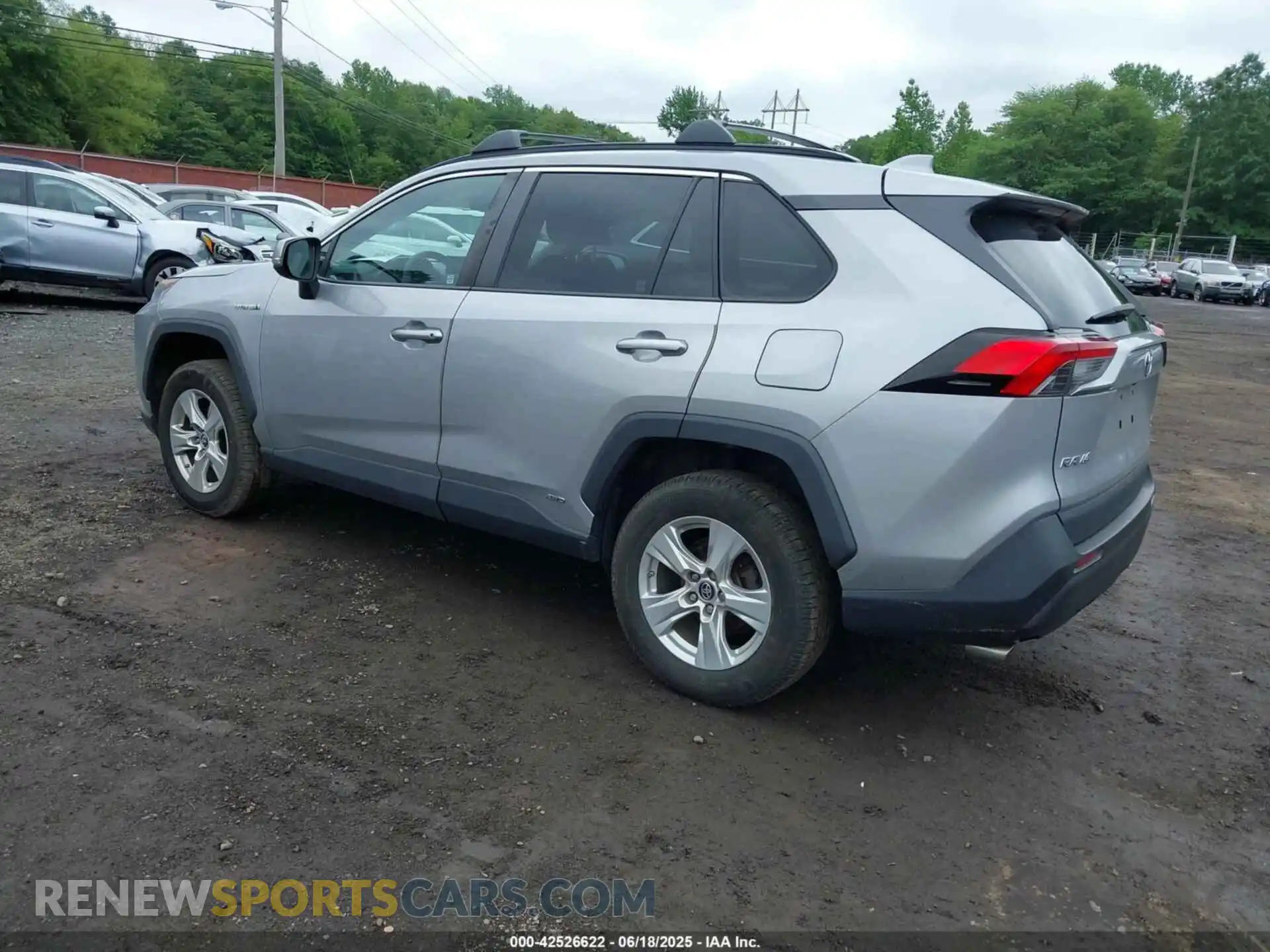 3 Photograph of a damaged car 2T3MWRFV8LW067310 TOYOTA RAV4 HYBRID 2020