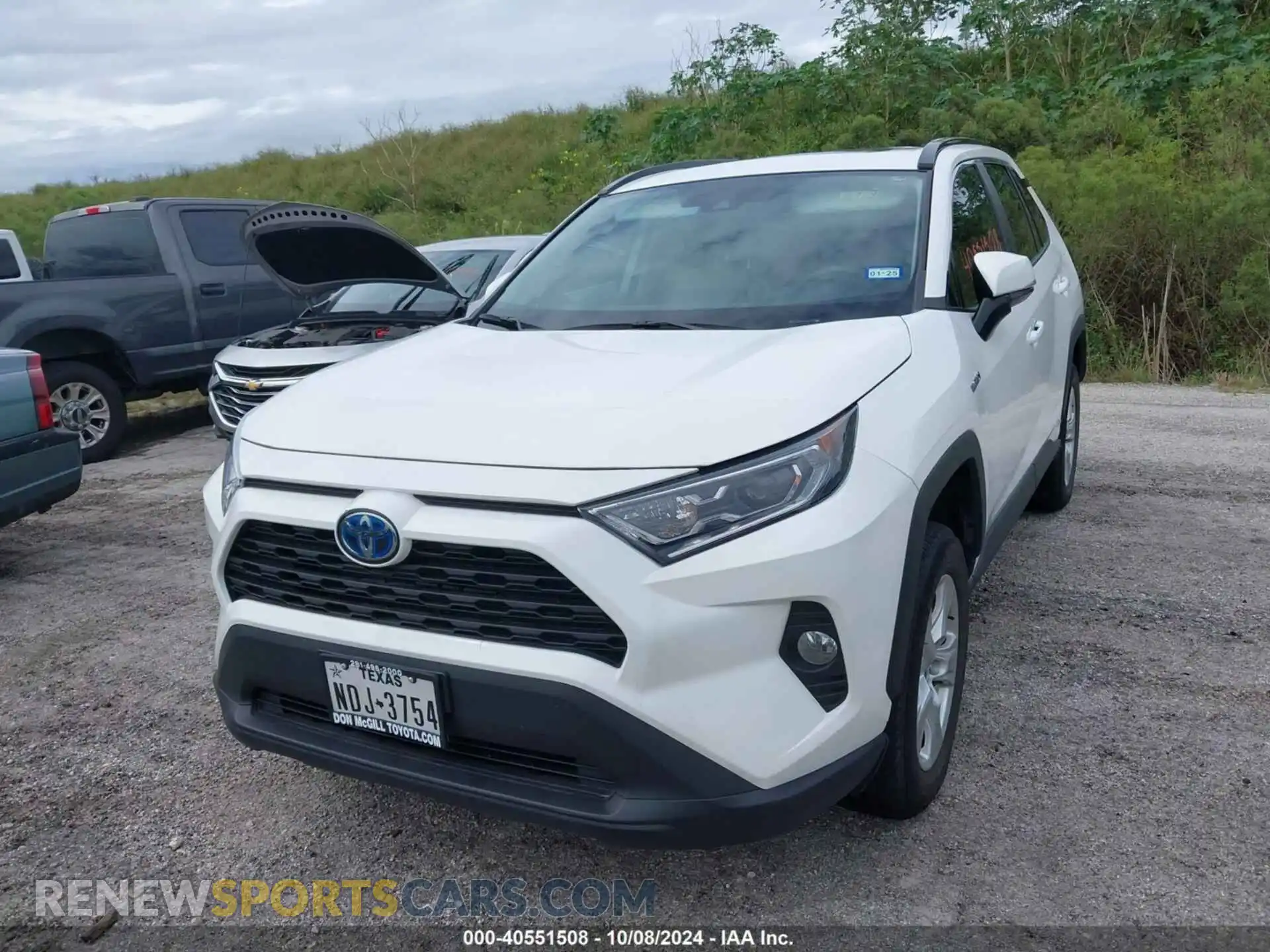 2 Photograph of a damaged car 2T3RWRFV3LW064563 TOYOTA RAV4 HYBRID 2020
