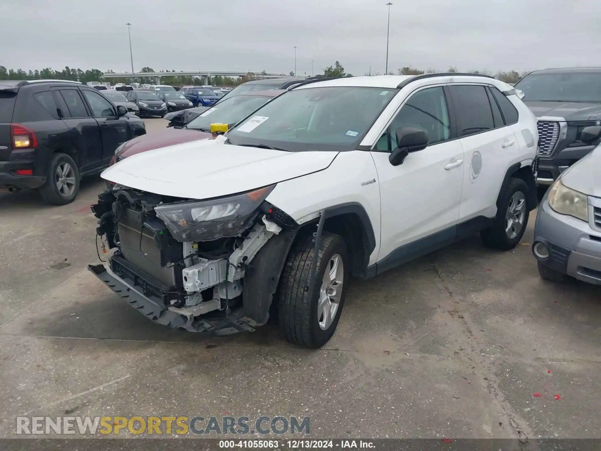 2 Photograph of a damaged car 4T3LWRFV3MU026337 TOYOTA RAV4 HYBRID 2021