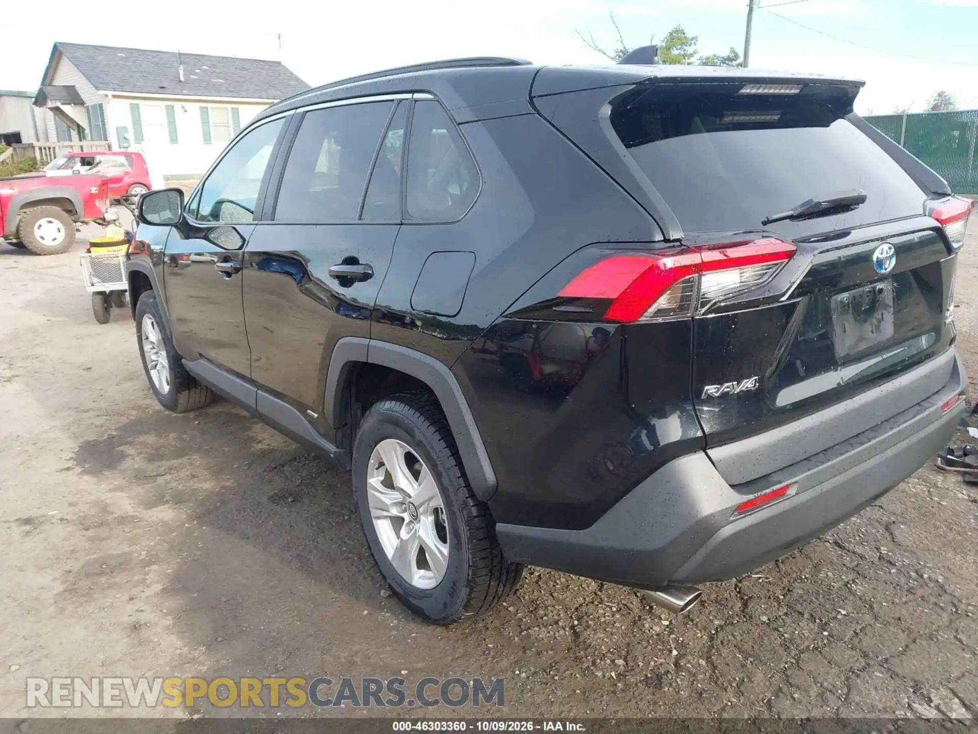 3 Photograph of a damaged car 4T3R6RFV4MU008357 TOYOTA RAV4 HYBRID 2021