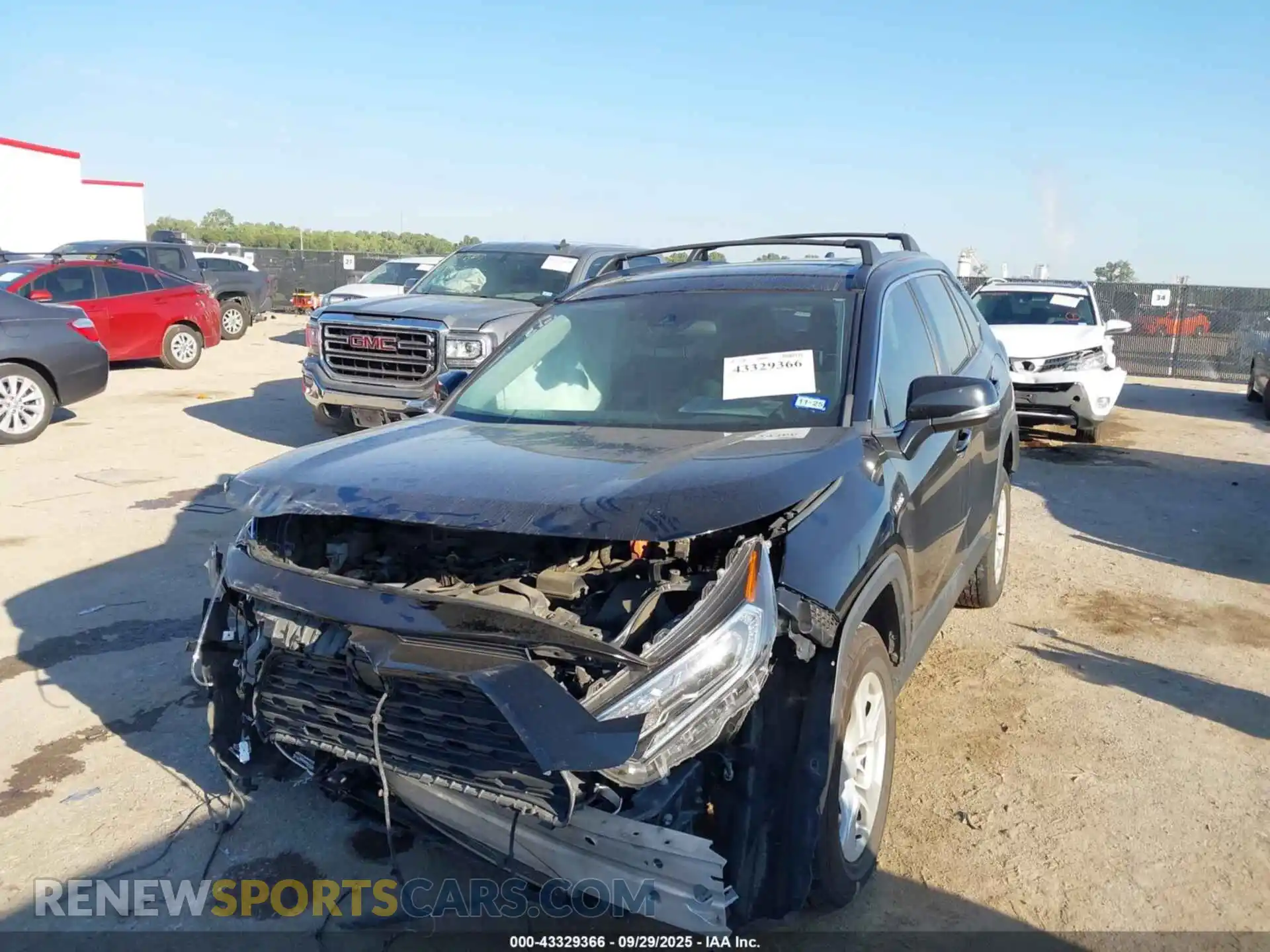 2 Photograph of a damaged car 4T3R6RFV5MU012658 TOYOTA RAV4 HYBRID 2021