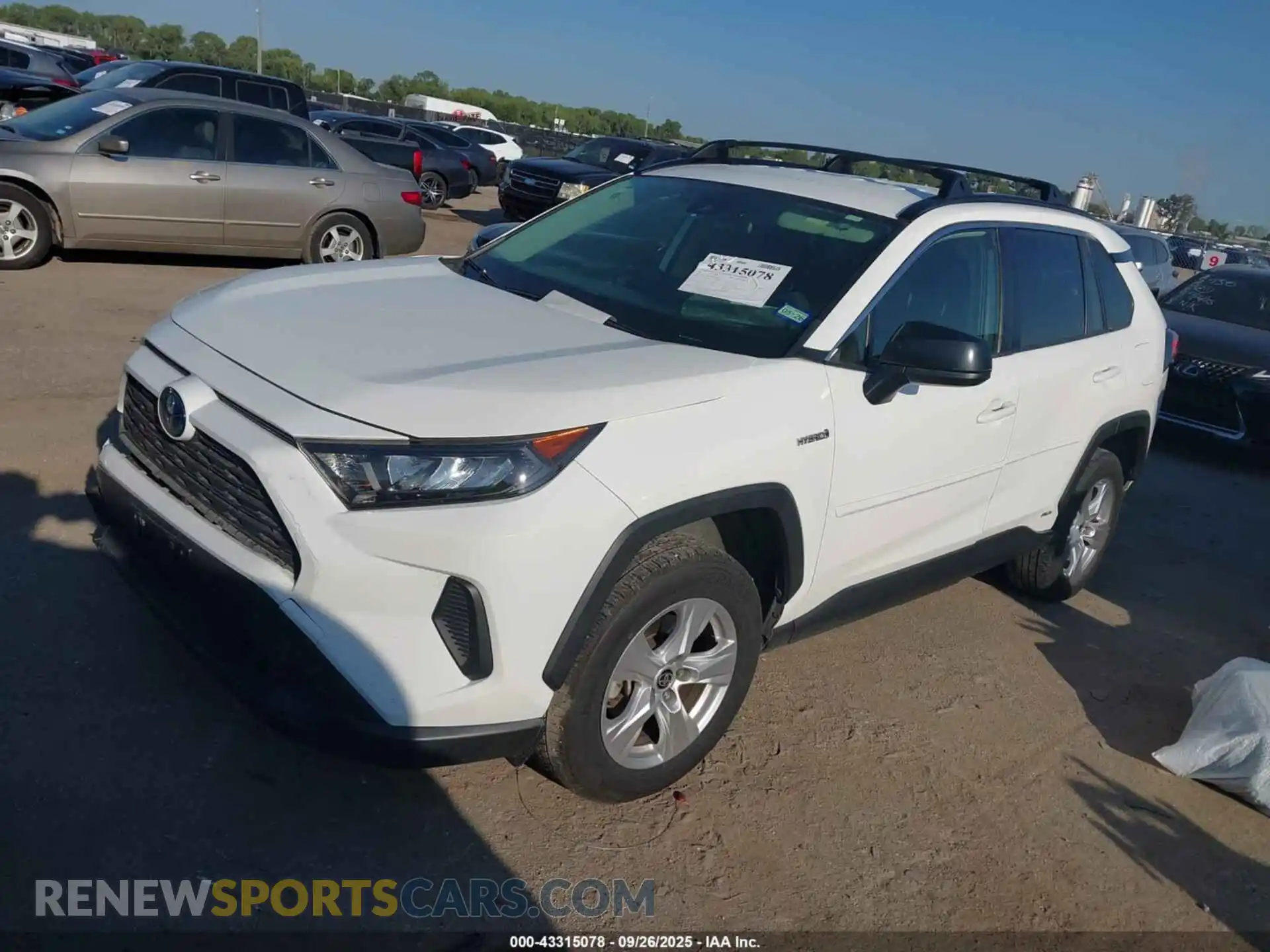 2 Фотография поврежденного автомобиля JTMLWRFV8MD124874 TOYOTA RAV4 HYBRID 2021